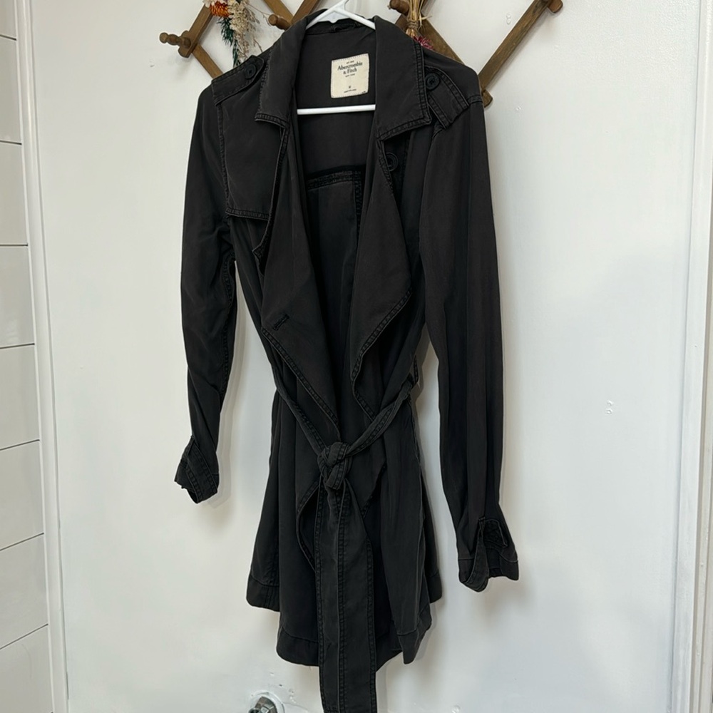 Abercrombie & Fitch Short Trench Jacket